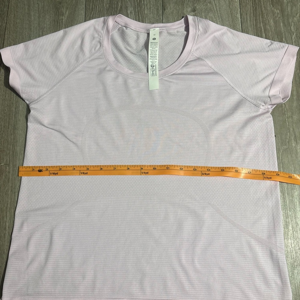 Lululemon Athletica Soft Lavender Short Sleeve Tee - Picture 5 of 7